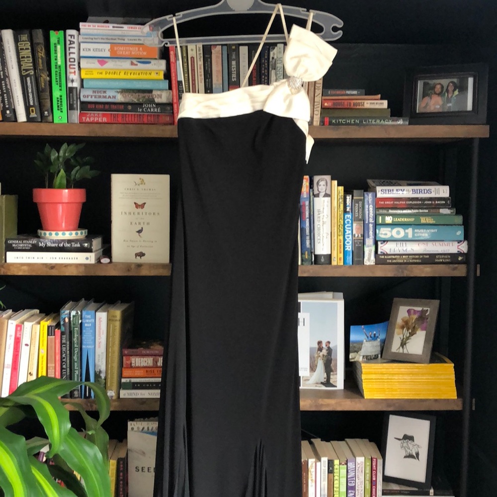 2000s Vintage One Shoulder Black Tie Prom/Formal Gown